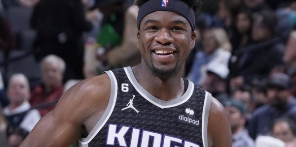 山东男篮接触新外援，1米93得分后卫有望加盟，曾在NBA单场35分