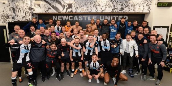 开云体育-【夜读】摒弃“团结是铁”，国足新口号“千锤百炼”