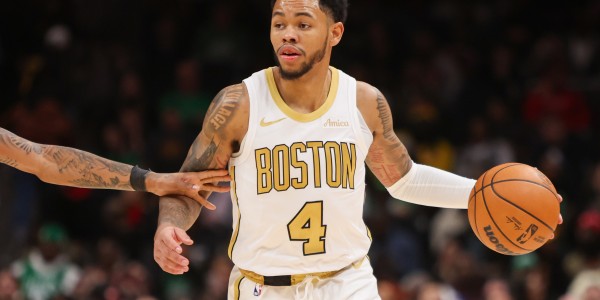 云开体育官网-马祖拉：A·西蒙斯上半场进攻端提供了火力 正朝着全能型方向成长