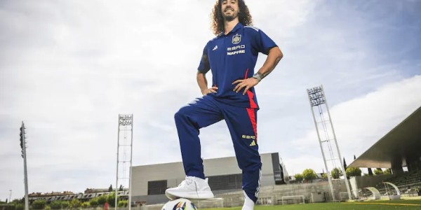 开云体育-库库：我认为英超资金分配更均匀，所有球队都有钱买好球员