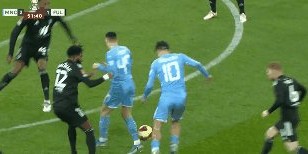 开云体育官网-【足总杯】马赫雷斯梅开二度 曼城4比1取胜晋级